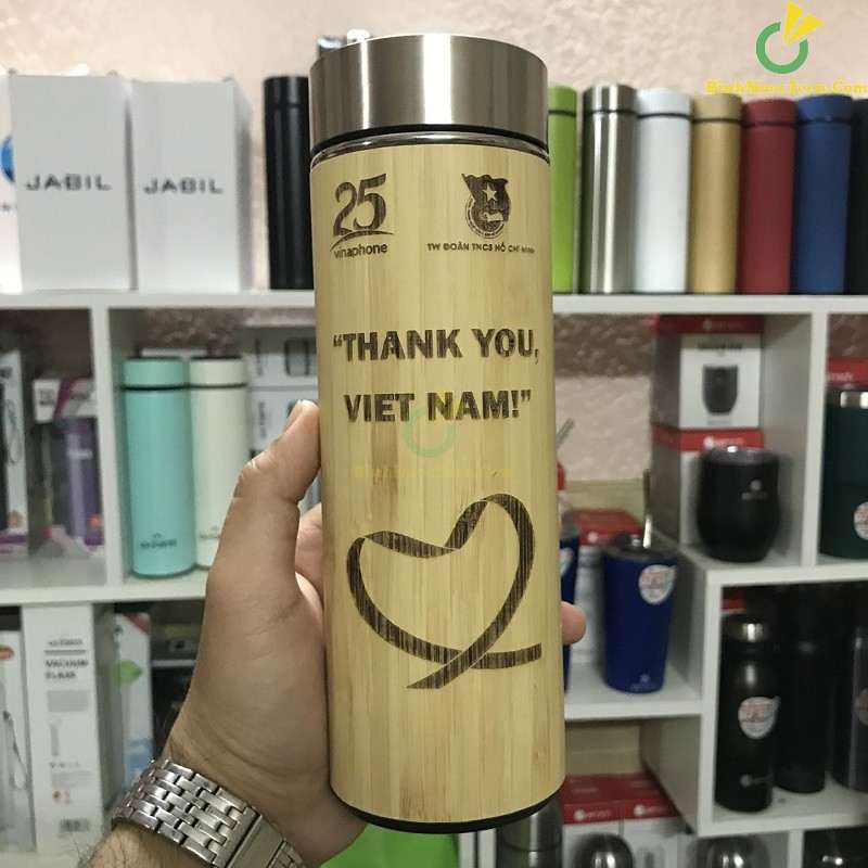 Bình giữ nhiệt vỏ tre khắc tên, khắc logo theo yêu cầu 34