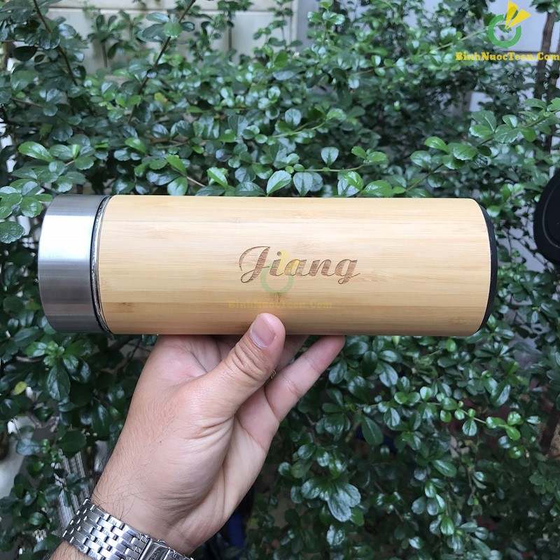 Bình giữ nhiệt vỏ tre khắc tên, khắc logo theo yêu cầu 8
