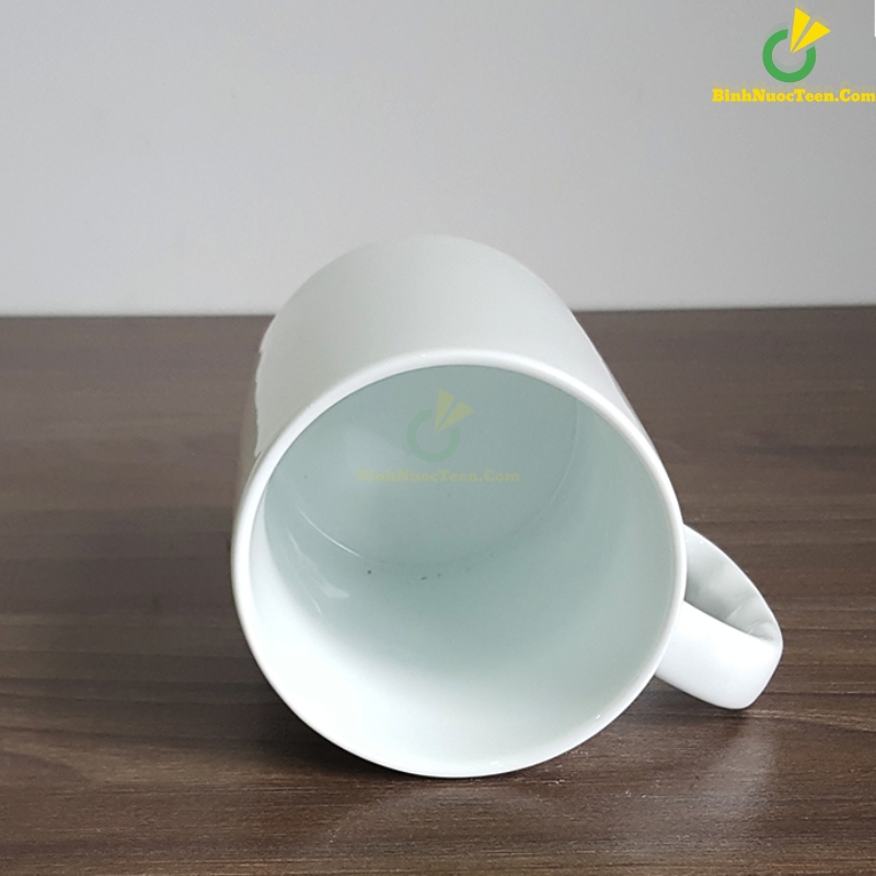 Ly Sứ Bát Tràng Trắng Quai C Tay Nắm LS107 In Logo Theo Yêu Cầu