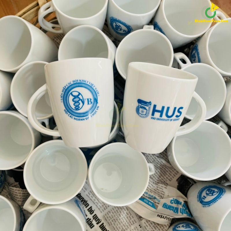 Ly Sứ Bát Tràng Trắng Thóp Quai Thìa LS127 In Logo Theo Yêu Cầu