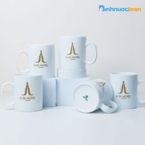 Ly sứ Bát Tràng quà tặng, in logo theo yêu cầu giá rẻ