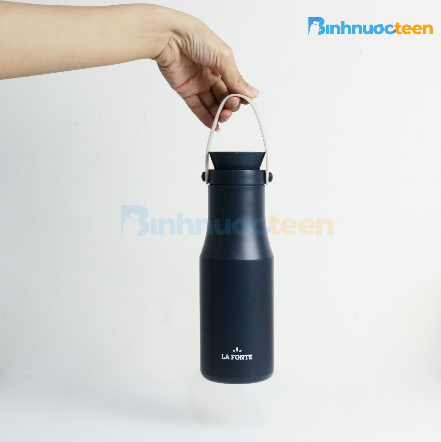 Bình giữ nhiệt Travel La Fonte có quai xách tiện lợi 470ml 010245